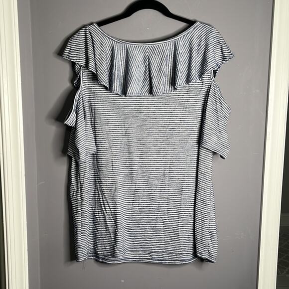 Lane Bryant Blue and White Striped Top With Ruffle V Neckline Size 18/20 - Picture 6 of 9